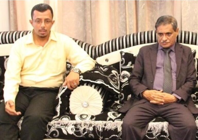 مؤسسة حضرموت لمكافحة السرطان (أمل) تطمئن على صحة محافظ محافظة حضرموت قائد المنطقة العسكرية الثانية .